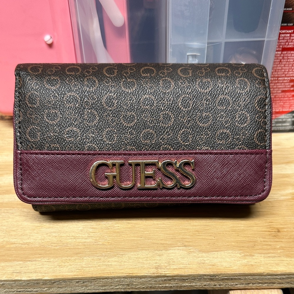GUESS Signature Brown and Burgundy Wallet